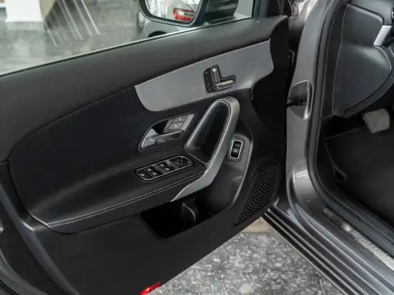 MERCEDES-BENZ-A 200-1.3 CGI GASOLINA ADVANCE SEDAN 7G-DCT MERCEDES-BENZ-A 200-2019