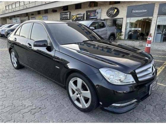 Mercedes-Benz C 180 1.8 CGI Classic 16V Turbo Gasolina 4P Automático