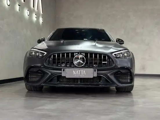 MERCEDES-BENZ-C 63 AMG-2024