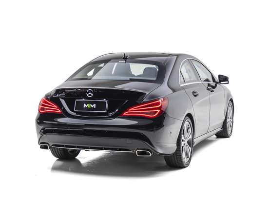 MERCEDES-BENZ-CLA 200-1.6 URBAN 16V FLEX 4P AUTOMÁTICO MERCEDES-BENZ-CLA 200-2016