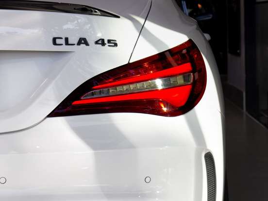MERCEDES-BENZ-CLA 45 AMG-2.0 16V TURBOCHARGED GASOLINA 4P AUTOMÁTICO MERCEDES-BENZ-CLA 45 AMG-2016