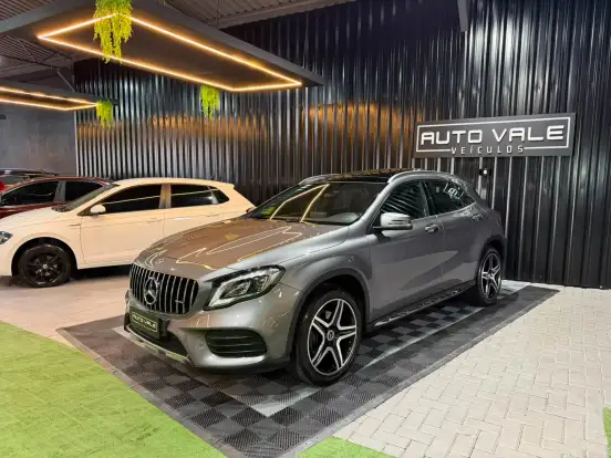 MERCEDES-BENZ-GLA 250-2018
