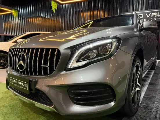 MERCEDES-BENZ-GLA 250-2018
