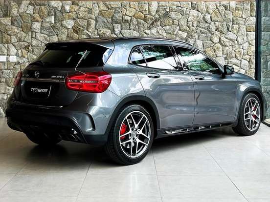MERCEDES-BENZ-GLA 45 AMG-2.0 16V TURBO GASOLINA 4P AUTOMÁTICO MERCEDES-BENZ-GLA 45 AMG-2015