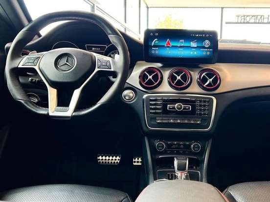 MERCEDES-BENZ-GLA 45 AMG-2.0 16V TURBO GASOLINA 4P AUTOMÁTICO MERCEDES-BENZ-GLA 45 AMG-2015