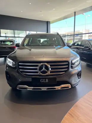 MERCEDES-BENZ-GLB 220-2.0 MHEV PROGRESSIVE 4MATIC 8G-DCT MERCEDES-BENZ-GLB 220-2025