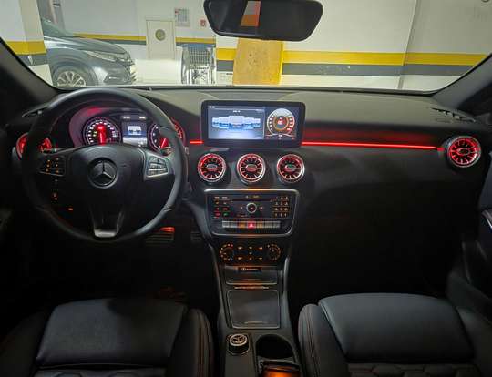 MERCEDES-BENZ-A 200-1.6 CGI FLEX 7G-DCT MERCEDES-BENZ-A 200-2017