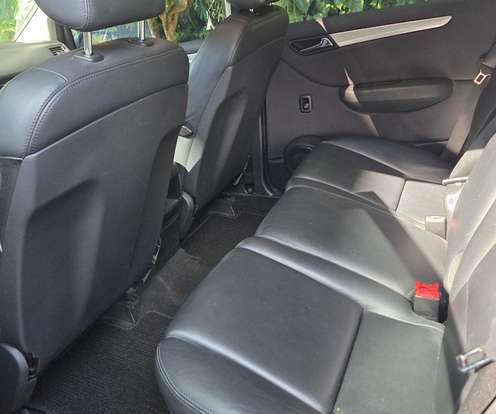 MERCEDES-BENZ-B 200-2010