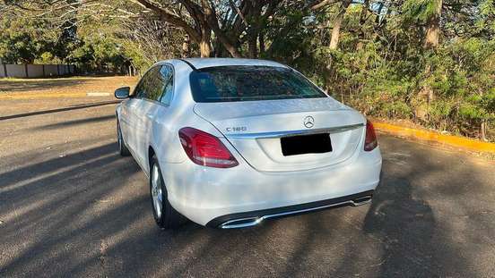 MERCEDES-BENZ-C 180-2017