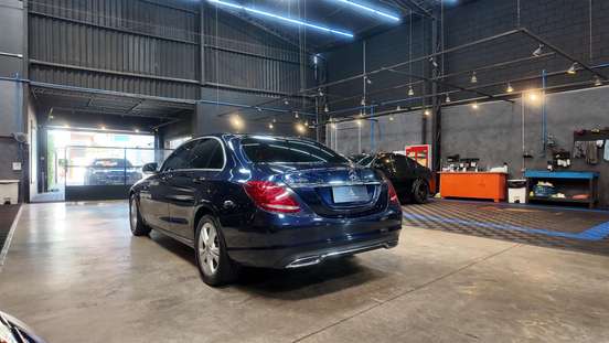 MERCEDES-BENZ-C 180-2017