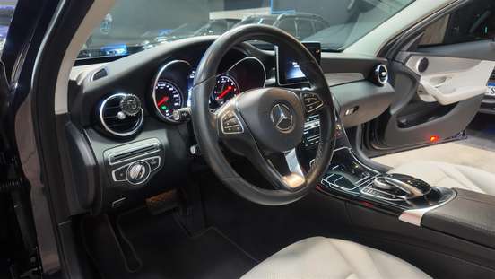MERCEDES-BENZ-C 180-2017