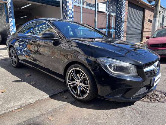 MERCEDES-BENZ-CLA 200-1.6 VISION 16V GASOLINA 4P AUTOMÁTICO MERCEDES-BENZ-CLA 200-2015