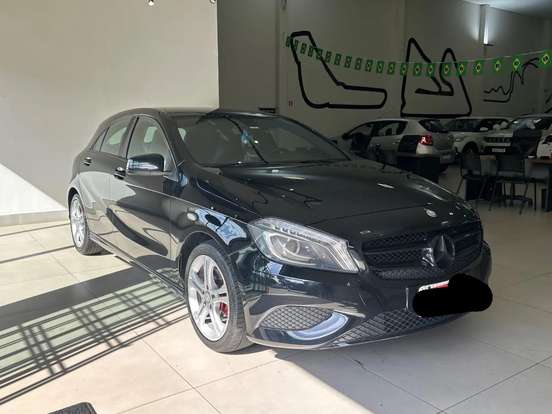 MERCEDES-BENZ-CLASSE A-1.6 200 TURBO URBAN GASOLINA 4P AUTOMATIZADO MERCEDES-BENZ-CLASSE A-2014
