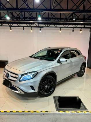 MERCEDES-BENZ GLA 200 1.6 CGI ENDURO 16V TURBO FLEX 4P AUTOMÁTICO