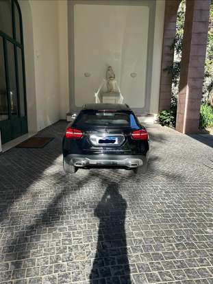 MERCEDES-BENZ-GLA 200-2019