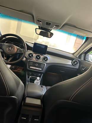 MERCEDES-BENZ-GLA 200-2019