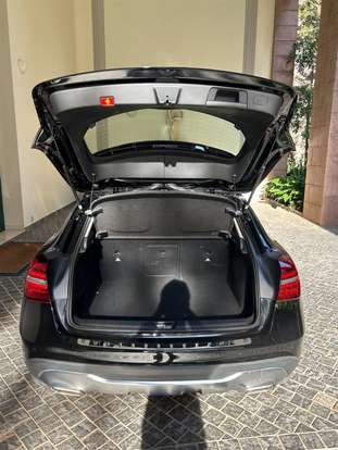 MERCEDES-BENZ-GLA 200-2019