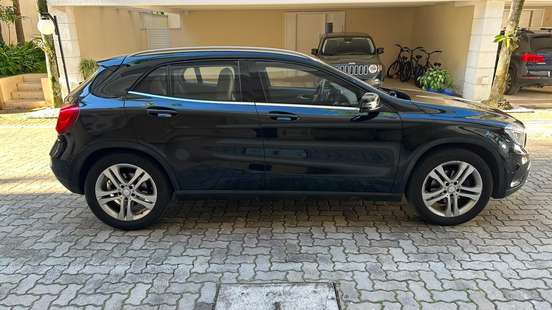 MERCEDES-BENZ-GLA 200-2015