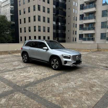 MERCEDES-BENZ-GLB 220-2025