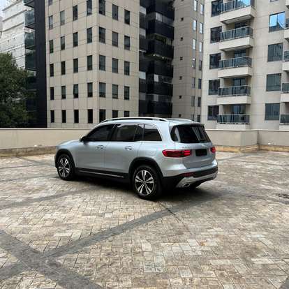 MERCEDES-BENZ-GLB 220-2025
