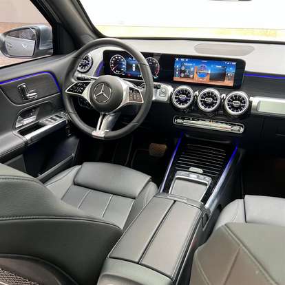 MERCEDES-BENZ-GLB 220-2025