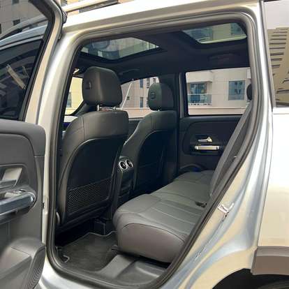 MERCEDES-BENZ-GLB 220-2025