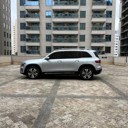 MERCEDES-BENZ-GLB 220-2025