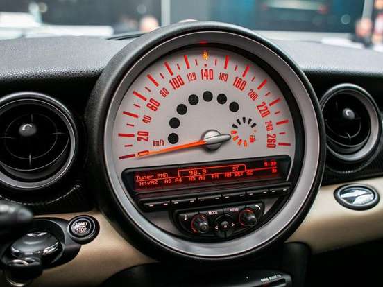 MINI-COOPER-1.6 16V GASOLINA 2P AUTOMÁTICO MINI-COOPER-2012