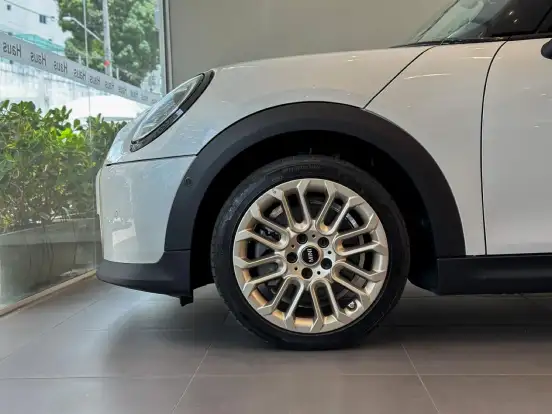 MINI-COOPER-2024