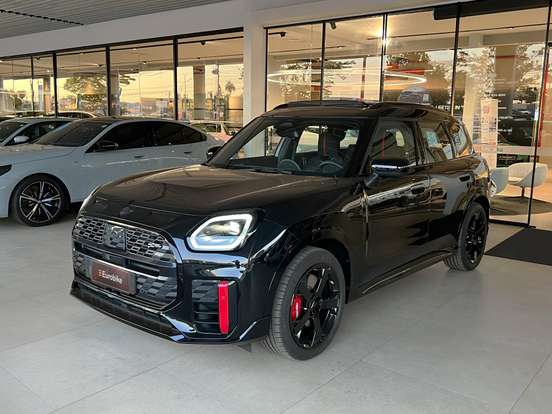 MINI-COUNTRYMAN-2025
