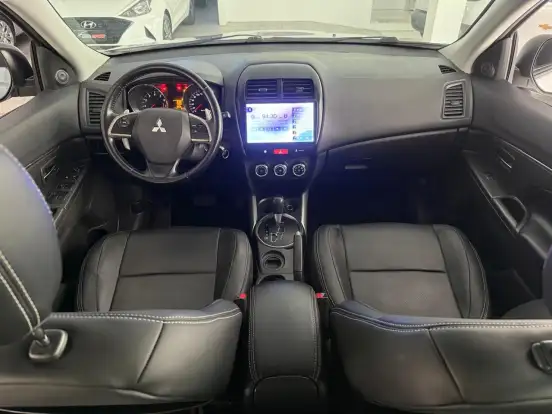 MITSUBISHI-ASX-2014