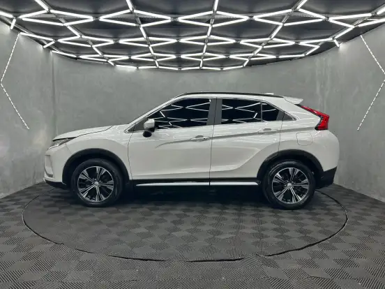 MITSUBISHI-ECLIPSE CROSS-2022