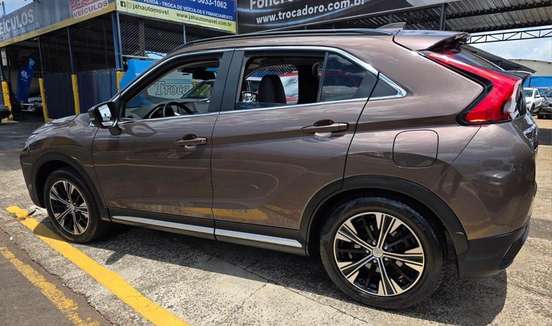 MITSUBISHI-ECLIPSE CROSS-2021