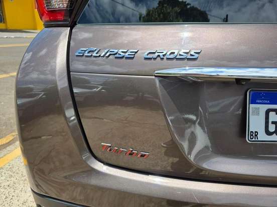 MITSUBISHI-ECLIPSE CROSS-1.5 MIVEC TURBO GASOLINA HPE-S SPORT CVT MITSUBISHI-ECLIPSE CROSS-2021