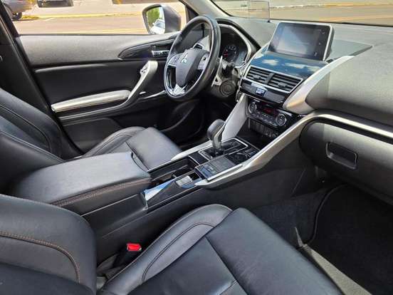 MITSUBISHI-ECLIPSE CROSS-1.5 MIVEC TURBO GASOLINA HPE-S SPORT CVT MITSUBISHI-ECLIPSE CROSS-2021