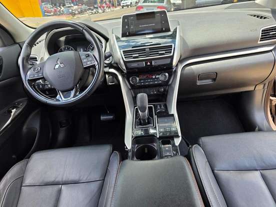 MITSUBISHI-ECLIPSE CROSS-2021