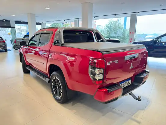 MITSUBISHI-L200 TRITON-2.4 16V TURBO DIESEL SPORT HPE CD 4P 4X4 AUTOMÁTICO MITSUBISHI-L200 TRITON-2022