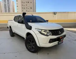 MITSUBISHI L200 TRITON 2.4 16V TURBO DIESEL SPORT GL CD 4P 4X4 MANUAL MITSUBISHI L200 TRITON 2.4 16V TURBO DIESEL SPORT GL CD 4P 4X4 MANUAL