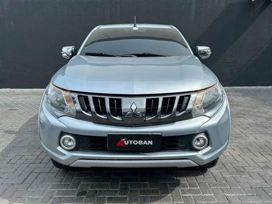 MITSUBISHI-L200 TRITON-2.4 16V TURBO DIESEL SPORT HPE CD 4P 4X4 AUTOMÁTICO MITSUBISHI-L200 TRITON-2018