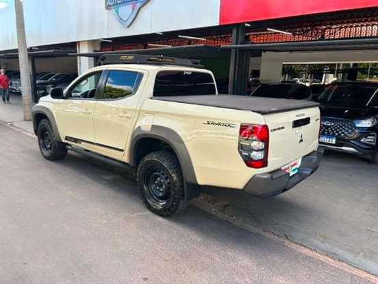 MITSUBISHI-L200 TRITON-2.4 16V TURBO DIESEL SPORT SAVANA CD 4P 4X4 AUTOMÁTICO MITSUBISHI-L200 TRITON-2024
