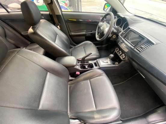 MITSUBISHI-LANCER-2.0 HL 16V GASOLINA 4P AUTOMÁTICO MITSUBISHI-LANCER-2019