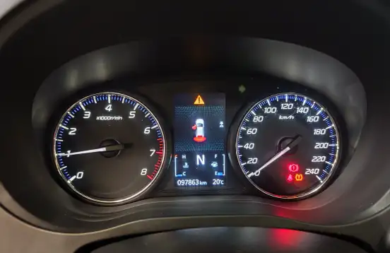 MITSUBISHI-OUTLANDER-2018