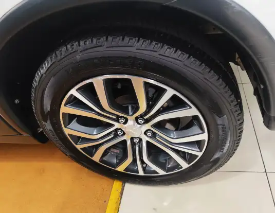 MITSUBISHI-OUTLANDER-2018
