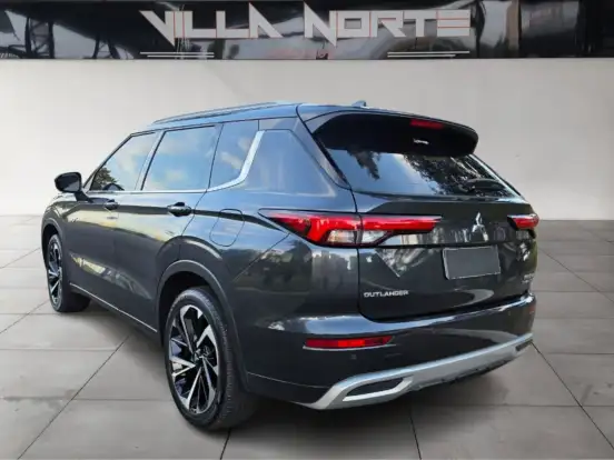 MITSUBISHI-OUTLANDER-2.4 PHEV SIGNATURE S-AWC DHT MITSUBISHI-OUTLANDER-2025