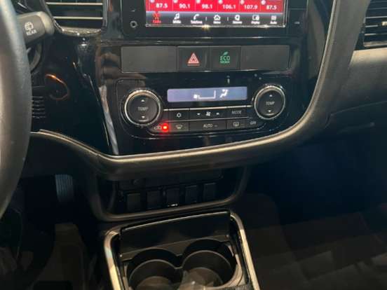 MITSUBISHI-OUTLANDER-2.0 16V GASOLINA 4P AUTOMÁTICO MITSUBISHI-OUTLANDER-2016