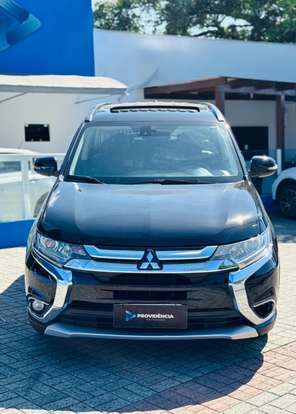 MITSUBISHI-OUTLANDER-2015