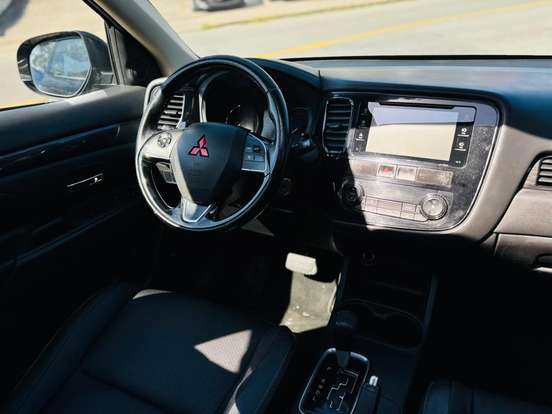 MITSUBISHI-OUTLANDER-2.0 16V GASOLINA 4P AUTOMÁTICO MITSUBISHI-OUTLANDER-2015