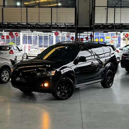 MITSUBISHI-OUTLANDER-2011