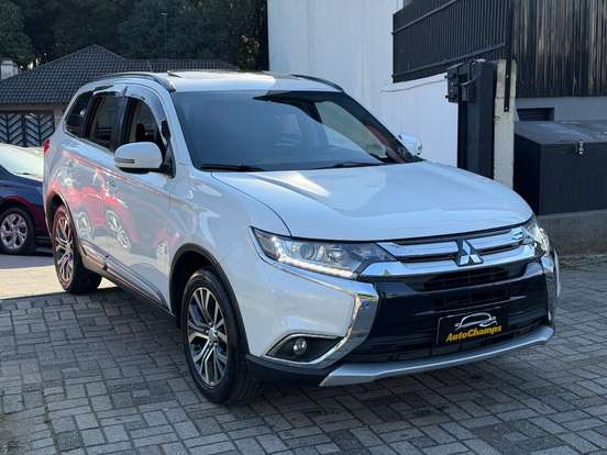 MITSUBISHI-OUTLANDER-2.0 16V GASOLINA 4P AUTOMÁTICO MITSUBISHI-OUTLANDER-2015