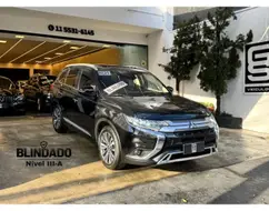 MITSUBISHI OUTLANDER 3.0 MIVEC V6 GASOLINA HPE-S AWD AUTOMÁTICO MITSUBISHI OUTLANDER 3.0 MIVEC V6 GASOLINA HPE-S AWD AUTOMÁTICO